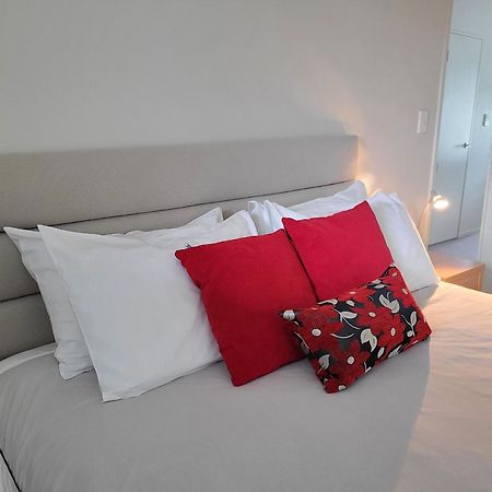 Marina Park Apartments 휘티앙가 외부 사진