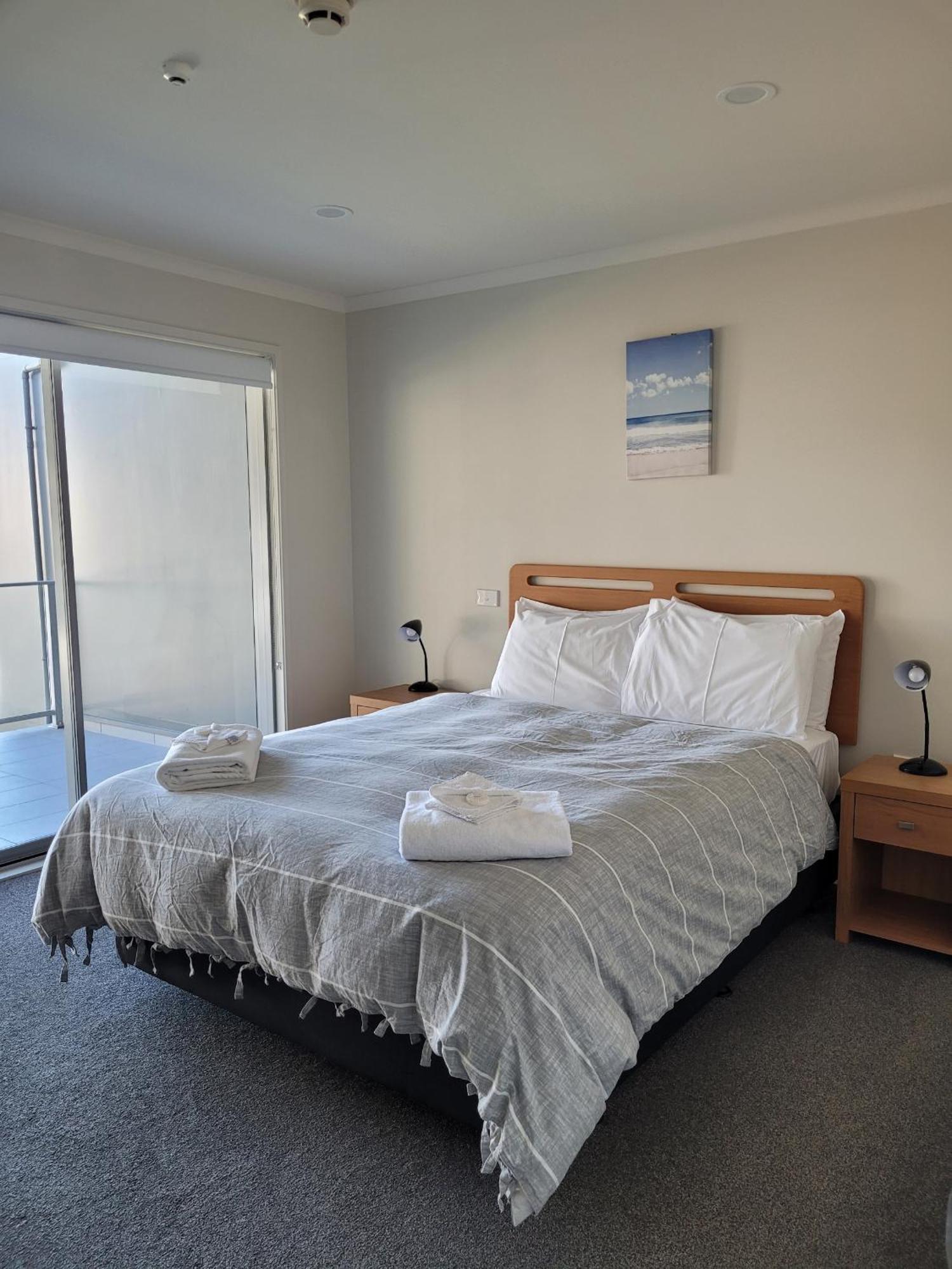 Marina Park Apartments 휘티앙가 외부 사진